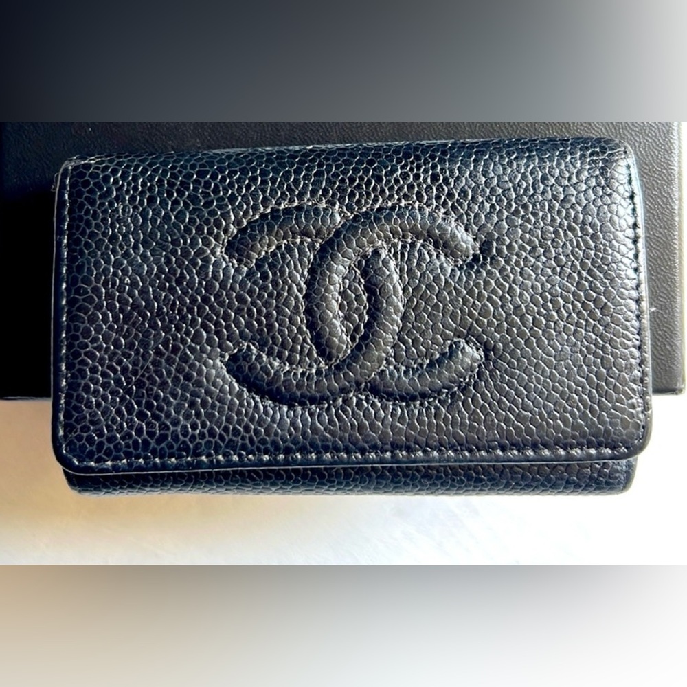 Auth. CHANEL Black Caviar Leather Six Key Holder Case Mini Wallet Case VTG